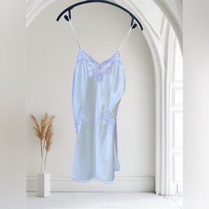 VICTORIA’S SECRET Lace Chemise Size Medium Vintage tag